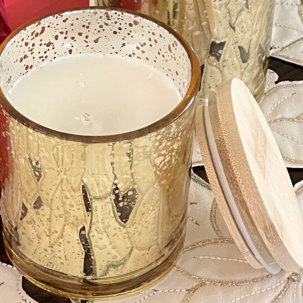 Candles by Ava, 10 0z Gold Scented Soy Blend Candle, Vanilla/Lime